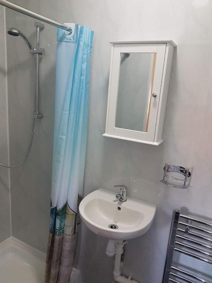 Apartment Sheridan House - Self Contain Flats Long Or Short Special Rate Available *